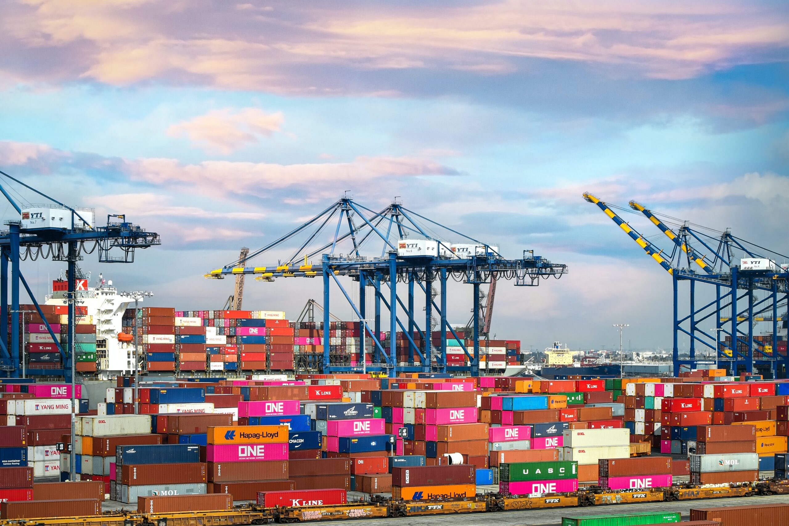 Ocean Freight Intermodal Drayage: Bridging the Gap in Global Logistics